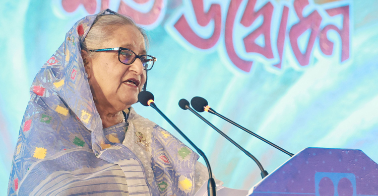 উন্নয়নবিরোধীদের প্রধানমন্ত্রী ‘তাদের মনটাই অন্ধ, এটি দূর করা যায় না’