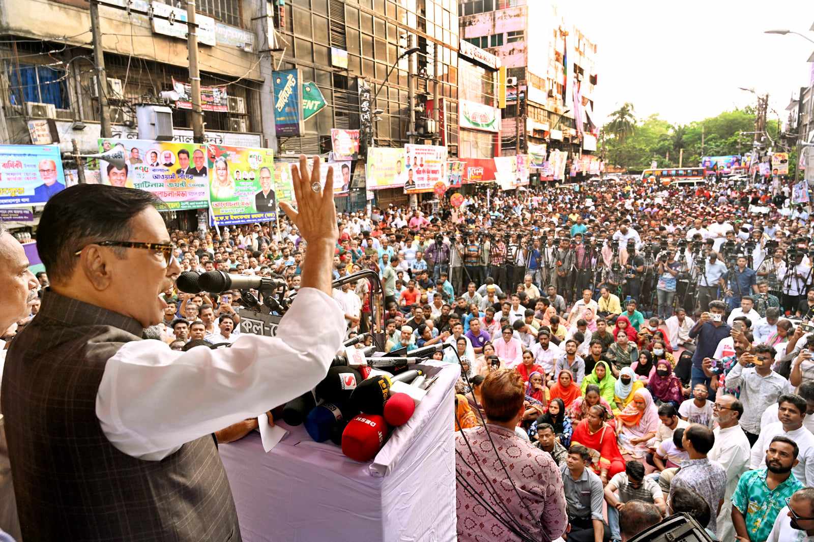 দীপ্ত পায়ে সংগ্রাম-আন্দোলন এগিয়ে যাওয়ার নাম আওয়ামী লীগ : ওবায়দুল কাদের