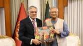প্রধান উপদেষ্টা ও পাকিস্তান উপপ্রধানমন্ত্রীর বৈঠক: সার্ক পুনরুজ্জীবনের ওপর গুরুত্বারোপ করলেন অধ্যাপক ইউনূস